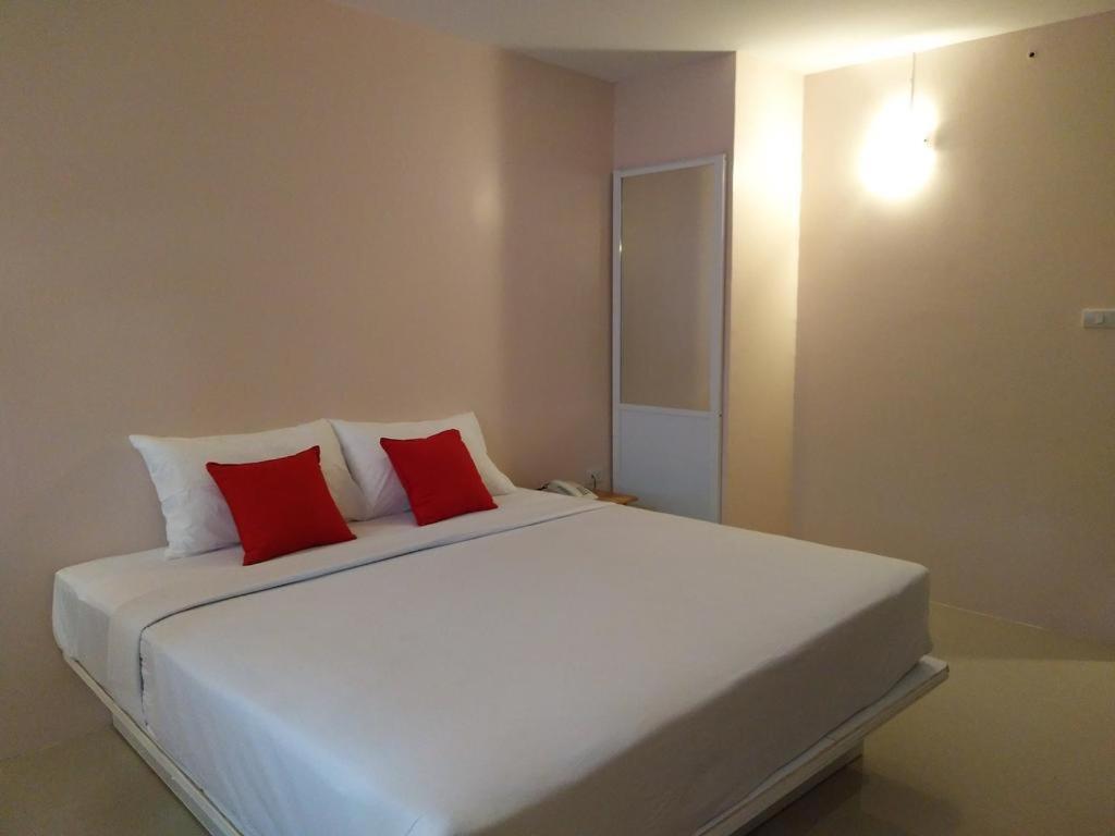Bird Room Hotel - Pratunam Bangkok Ngoại thất bức ảnh