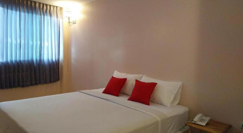 Bird Room Hotel - Pratunam Bangkok Ngoại thất bức ảnh