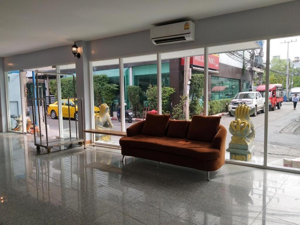 Bird Room Hotel - Pratunam Bangkok Ngoại thất bức ảnh