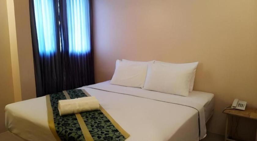Bird Room Hotel - Pratunam Bangkok Ngoại thất bức ảnh