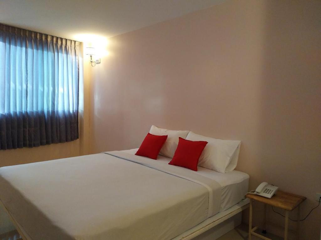 Bird Room Hotel - Pratunam Bangkok Ngoại thất bức ảnh
